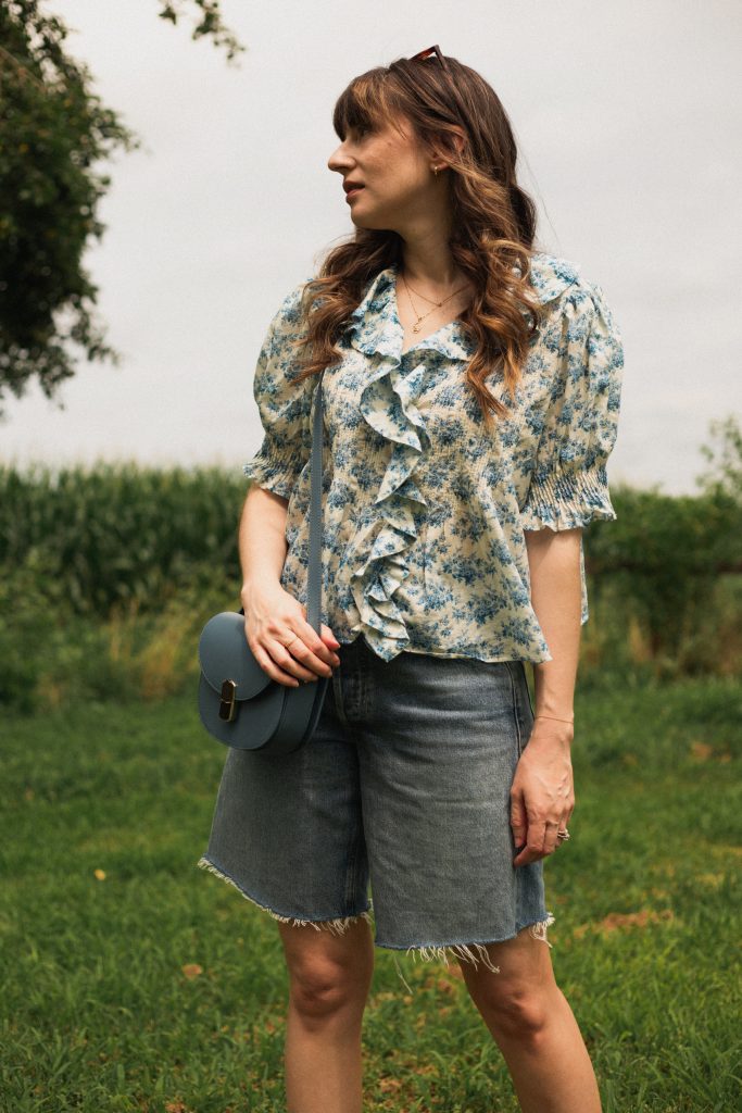 How to style long denim shorts for summer