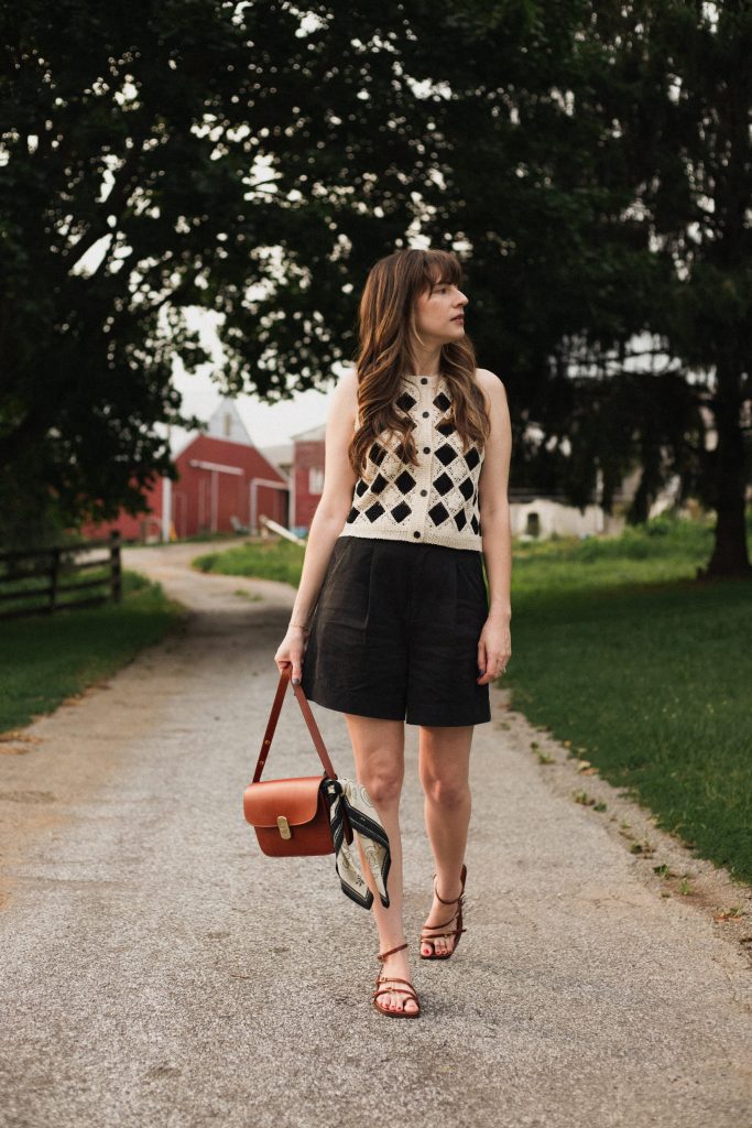 Shorts outfit ideas for summer: Tailored Shorts outfit